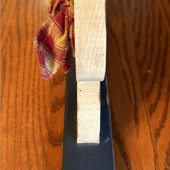 Decorative Wood Rabbit - Picture 4 of 4